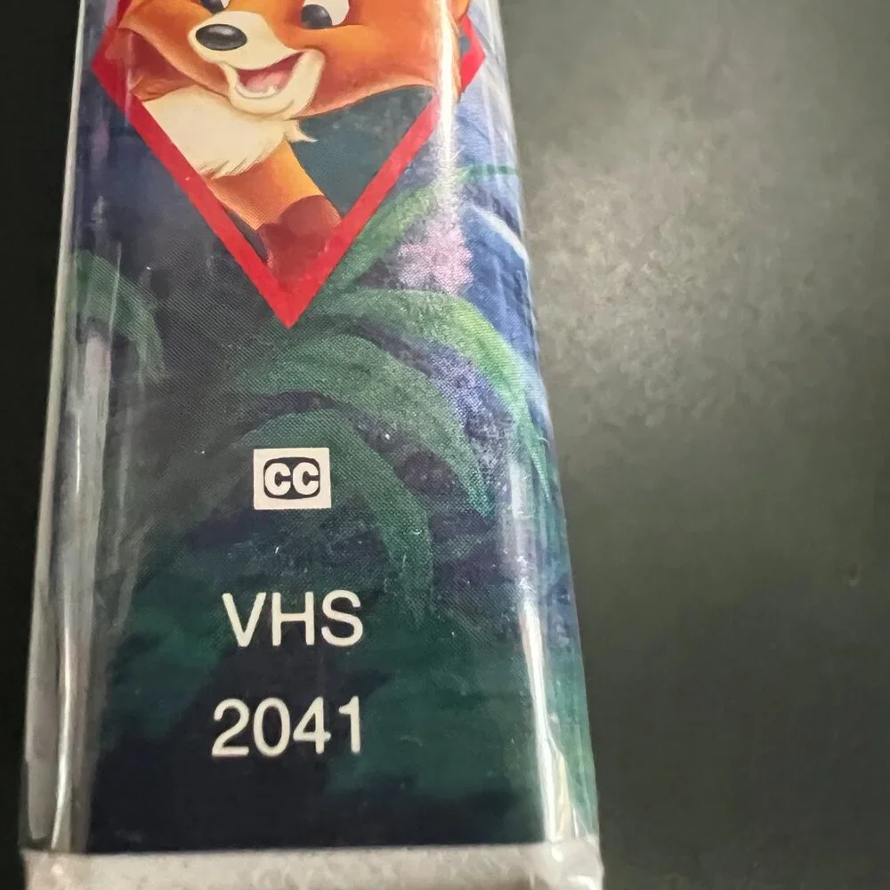 Disney’s The Fox and the Hound VHS Black Diamond Edition #2041-1 First Pressing
